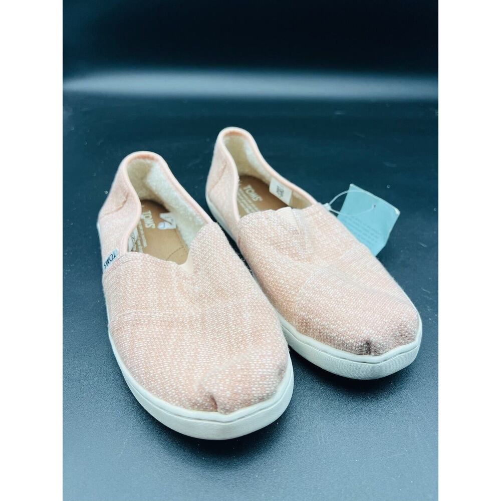 New TOMS Womens 6 Alpargata Felt Faux Fur Lining Slip On Shoe Natural Size 6NWT